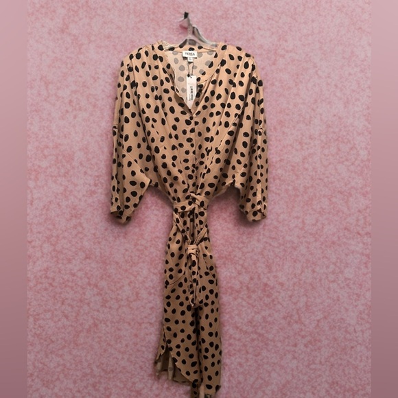 NWT Women’s Plus Size Drop Sleeves Kimono Style Shirt Dress Hummus Dot Size 3X - Picture 4 of 9